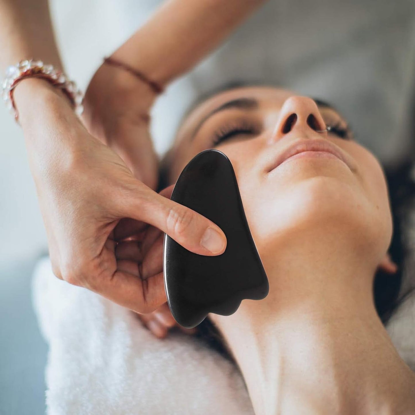 1Set Beeswax Set Practical Scraping Tools for Facial Circulation Anti-Aging Muscle Relief Smooth Design for Skincare and Wellness Black